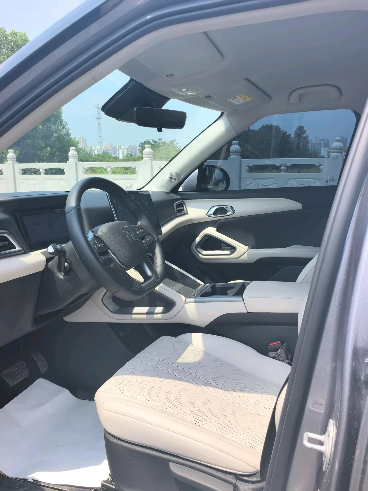 BYD 2025 Yuan UP Smart Driving 401KM Vital Automatic Gear 7