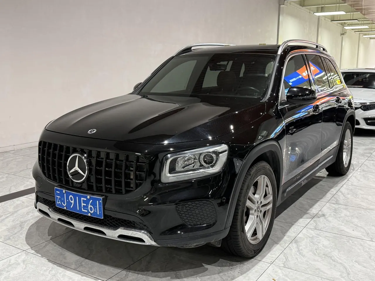 Mercedes Benz 2020 GLB 180 1.3T Dynamic Automatic - View 1