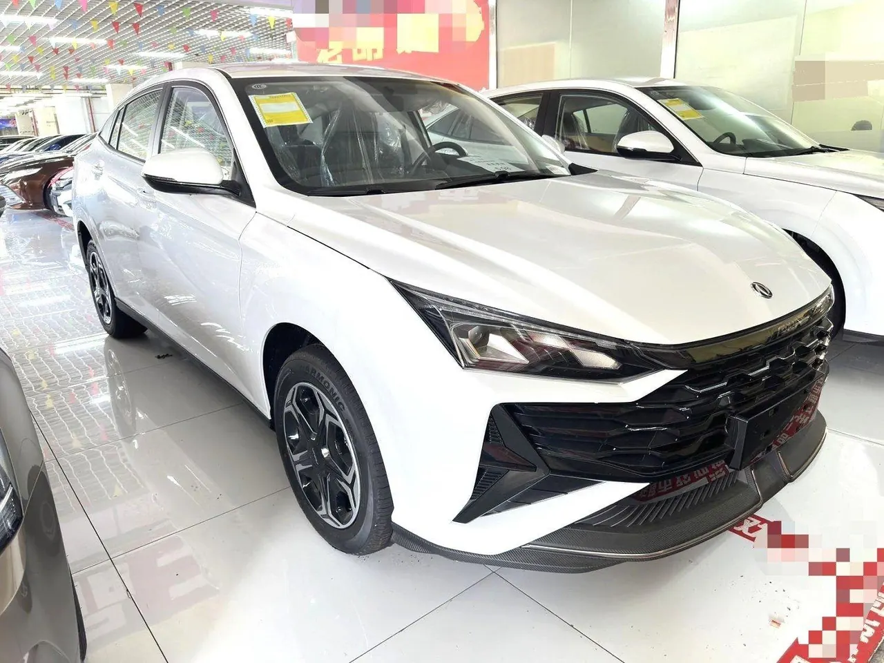 Aeolus 2025 Yixuan 1.5 Luxury Automatic Transmission 2