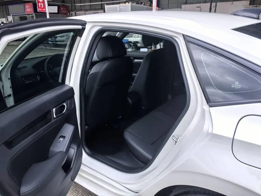 Honda 2022 Civic 1.5T Stepless 240TURBO Combustion Edition Automatic Gear 8