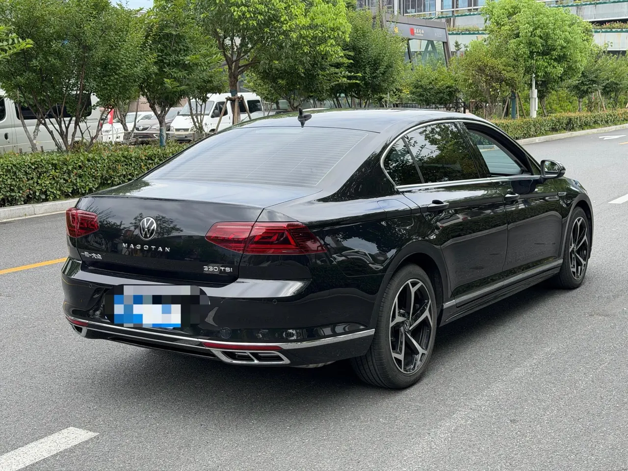 Volkswagen 2023 Magotan 2.0TSI 330TSI 2 million Commemorative Luxury Automatic Gear 8
