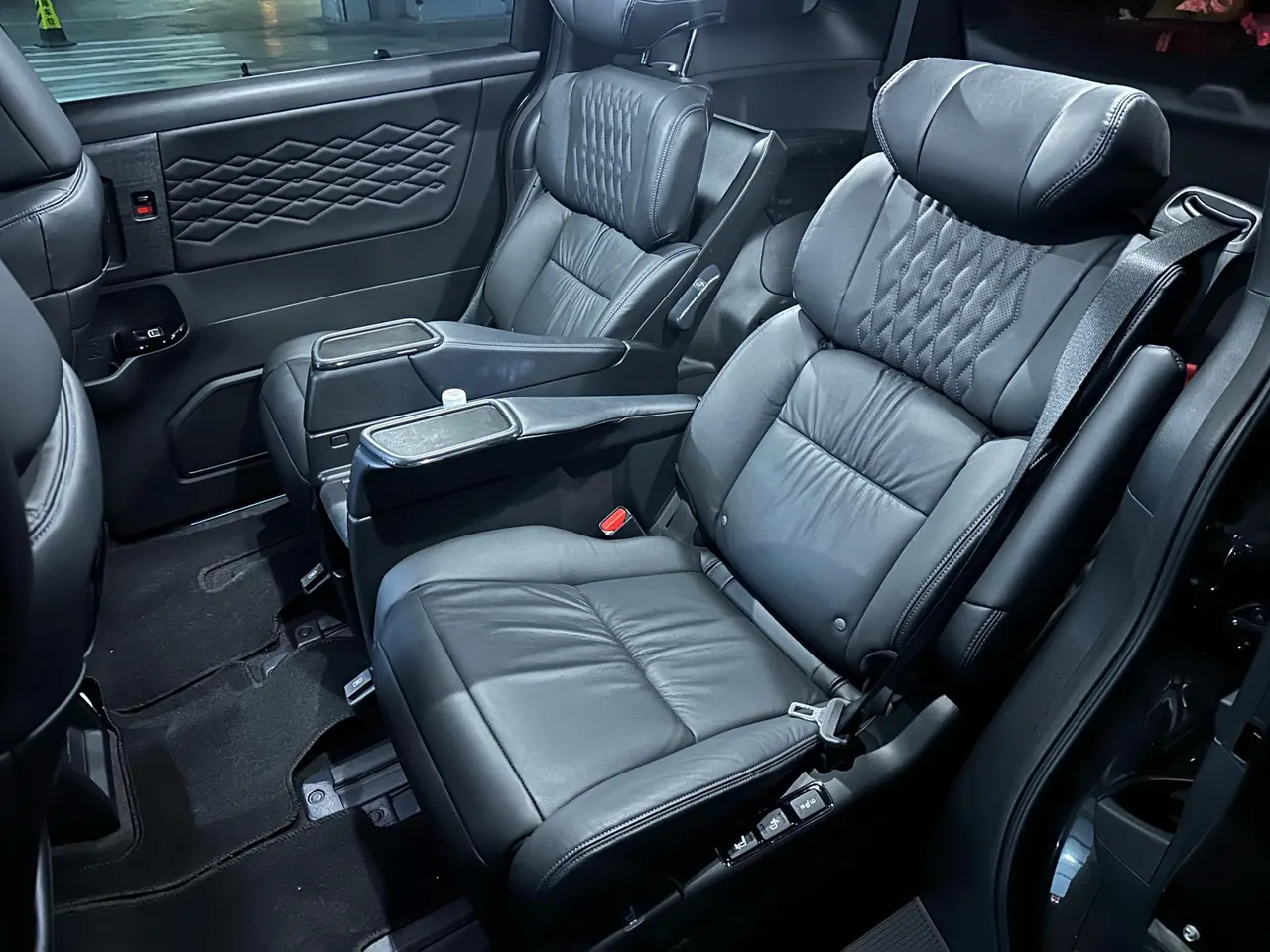 Honda 2024 Alishen e:HEV 2.0 Stepless Deluxe Automatic Gear 3