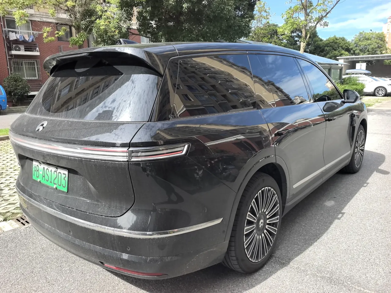 NIO 2026 ES8 6-seat executive deluxe automatic gear 2
