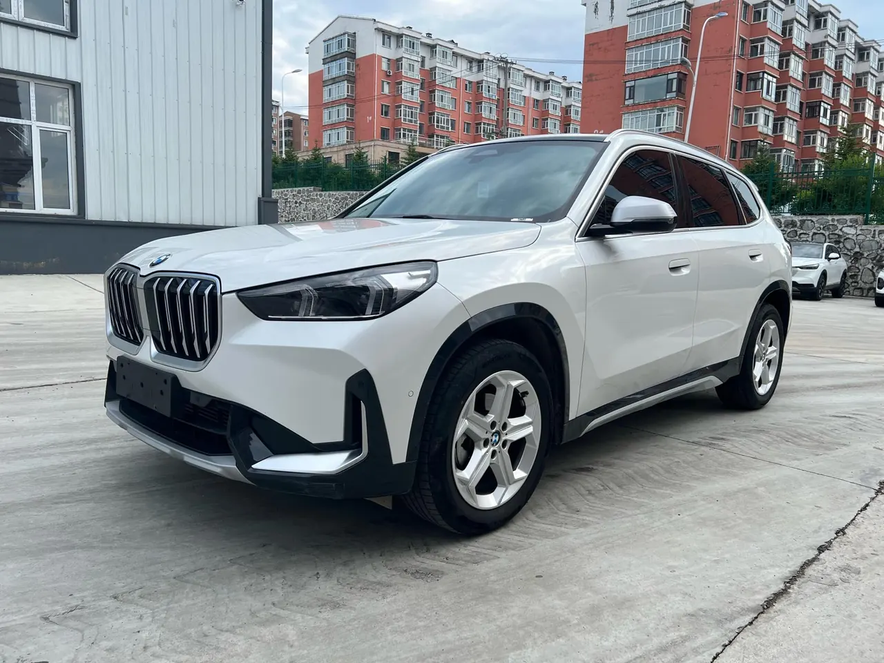 BMW 2023 X1 sDrive20Li 1.5T X Design Package Automatic Transmission - View 1