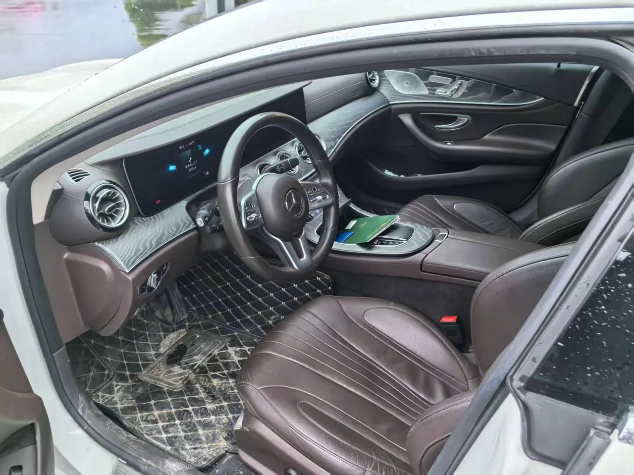 Mercedes Benz CLS (Imported) 2021 CLS 300 2.0T Dynamic Automatic Gear 3