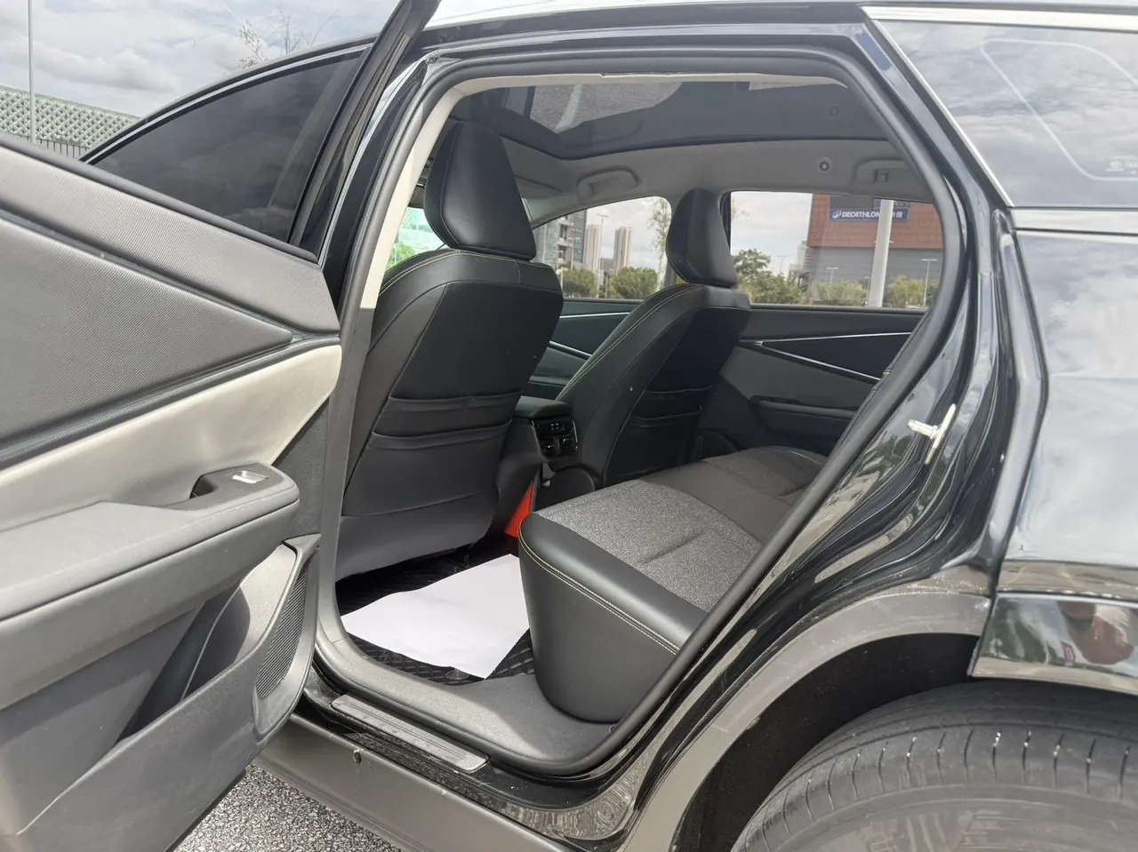 Toyota 2025 bZ 5 550 JOY automatic gear 6
