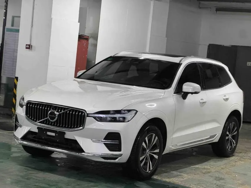 Volvo 2024 XC60 48V 2.0T B5 4-wheel-drive Zhiyi Deluxe Edition Automatic Gear - View 1