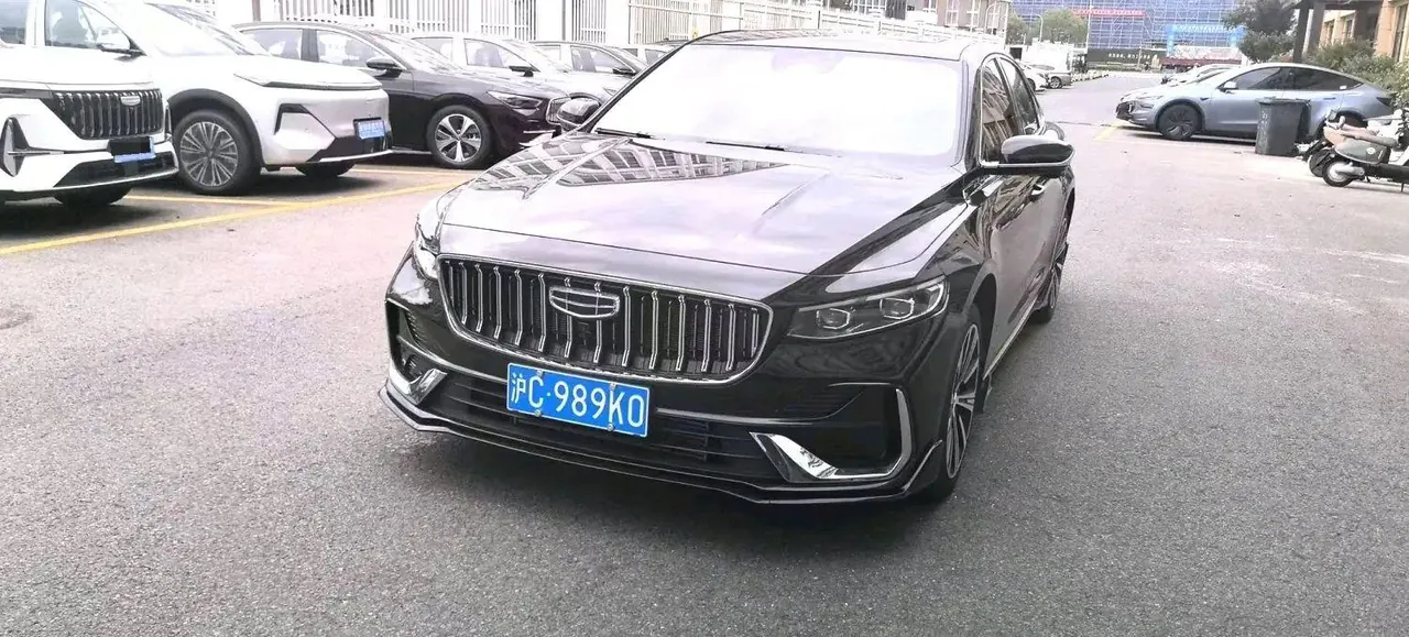 Geely 2026 Star Rui 1.5TD Oriental Obsidian Kunlun Edition Automatic Gear - View 1