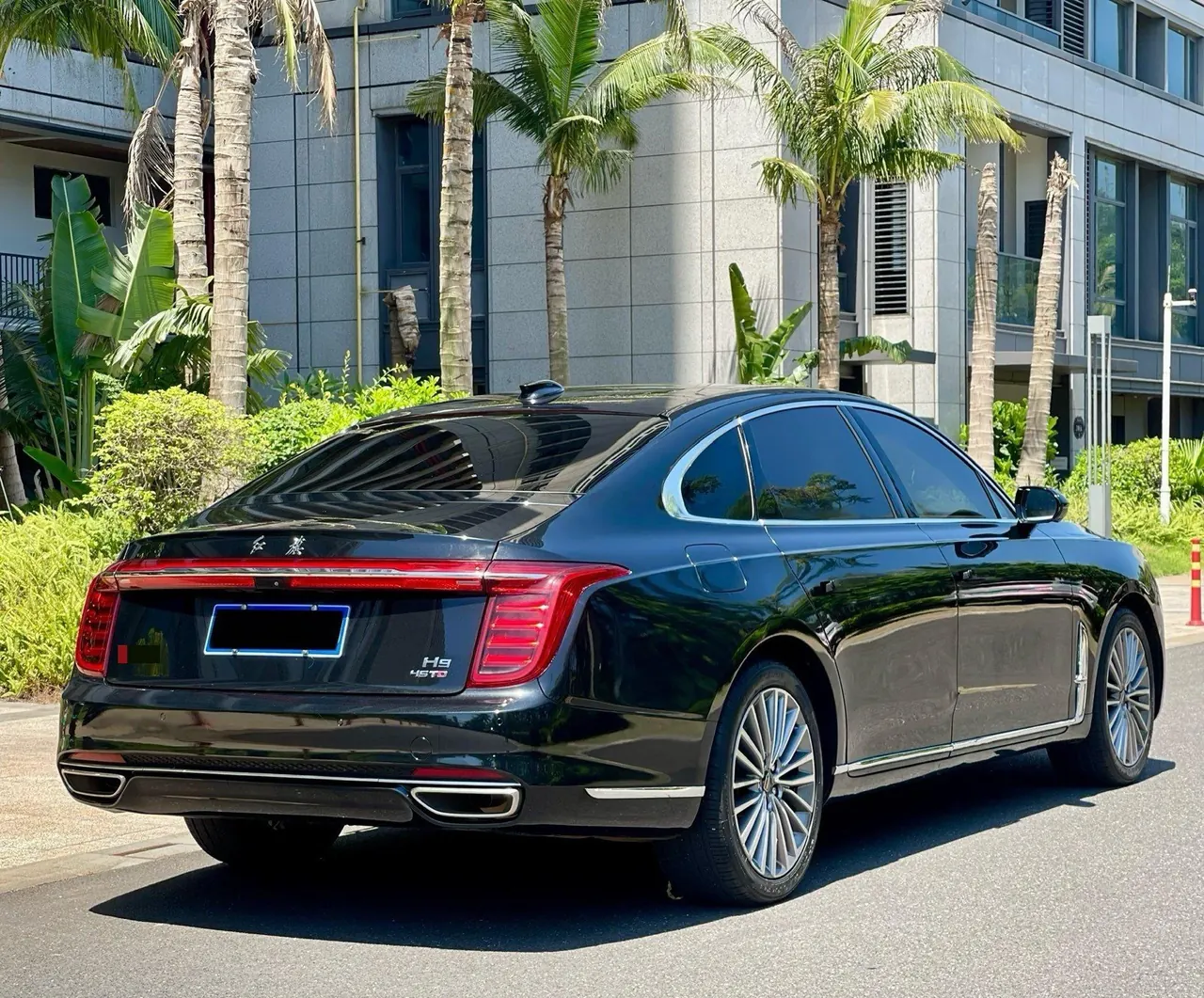 HongQi 2020 H9 48V 2.0T Zhilian Qi Chang Edition Automatic Gear 9