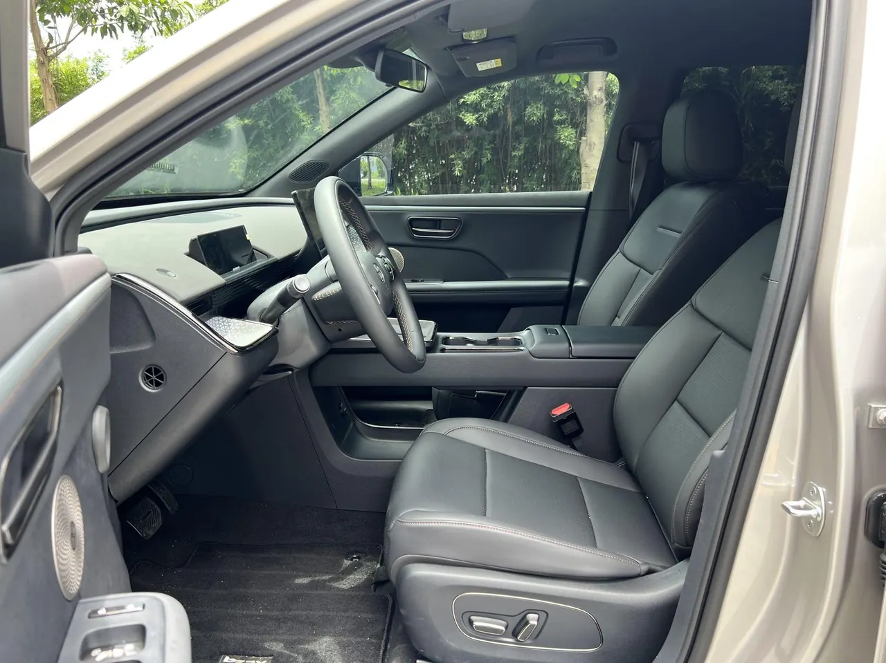 Toyota 2026 BZ3X 520 Pro Automatic 5