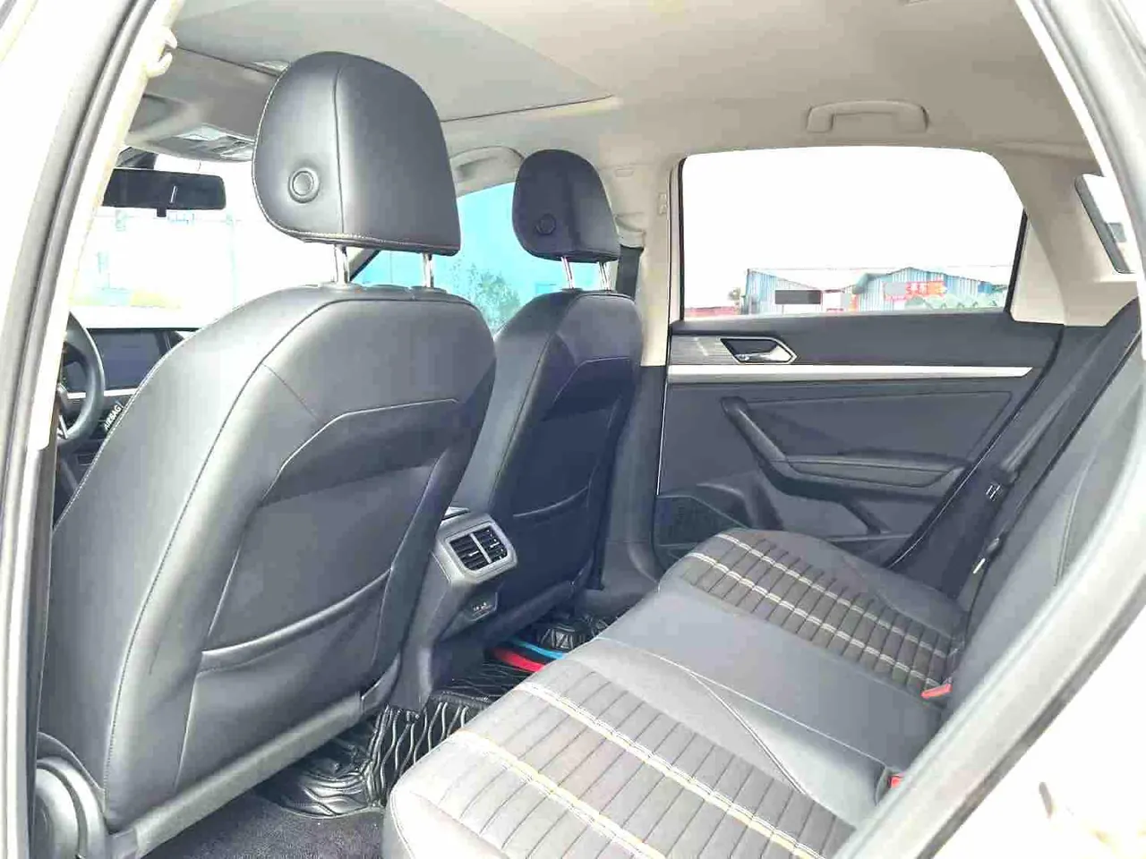Volkswagen 2022 Lavida 1.4TSI 280TSI Comfort Edition Automatic Gear 5