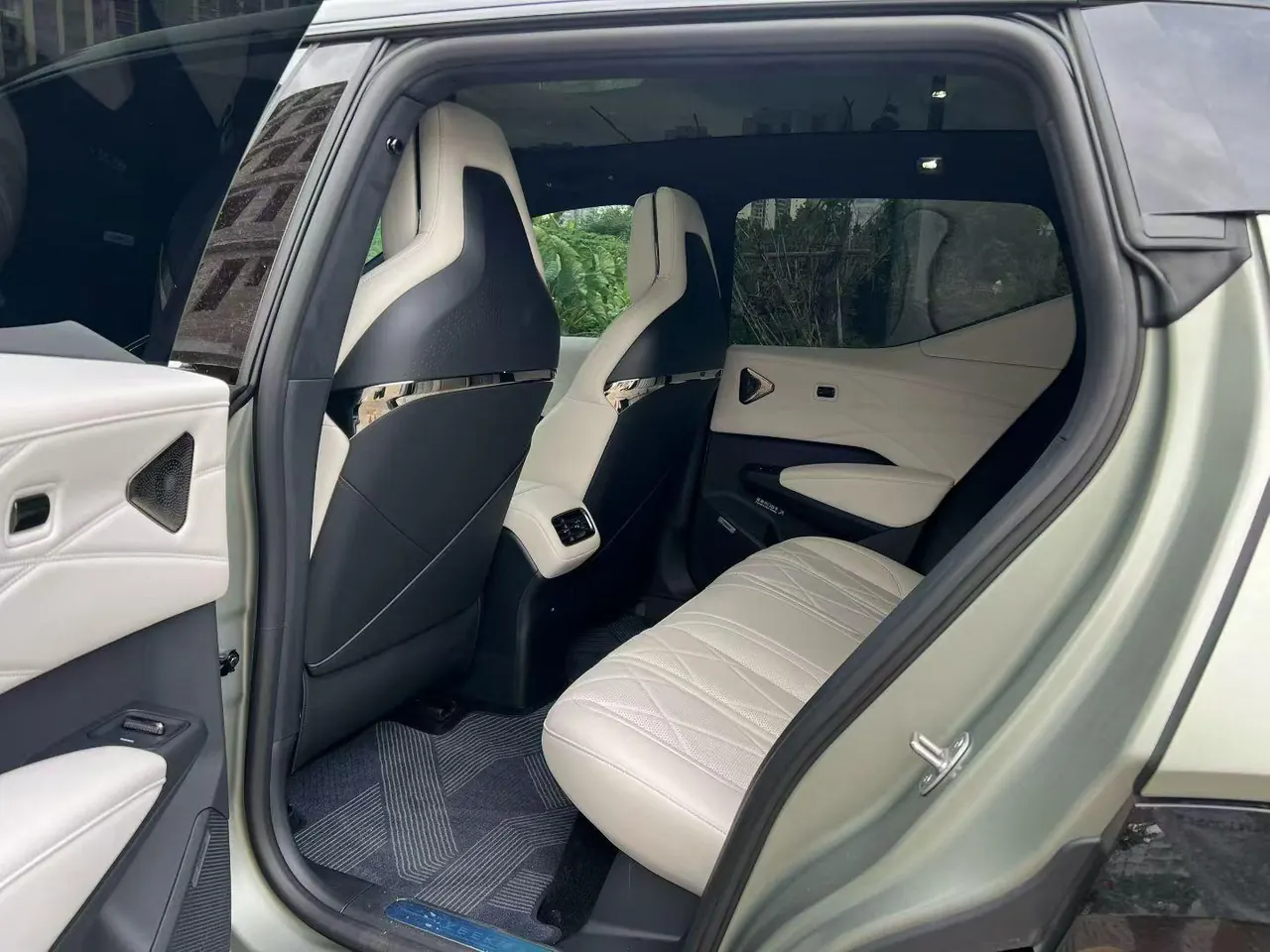 Zeekr 2026 Zeekr X Max five-seat automatic gear 7