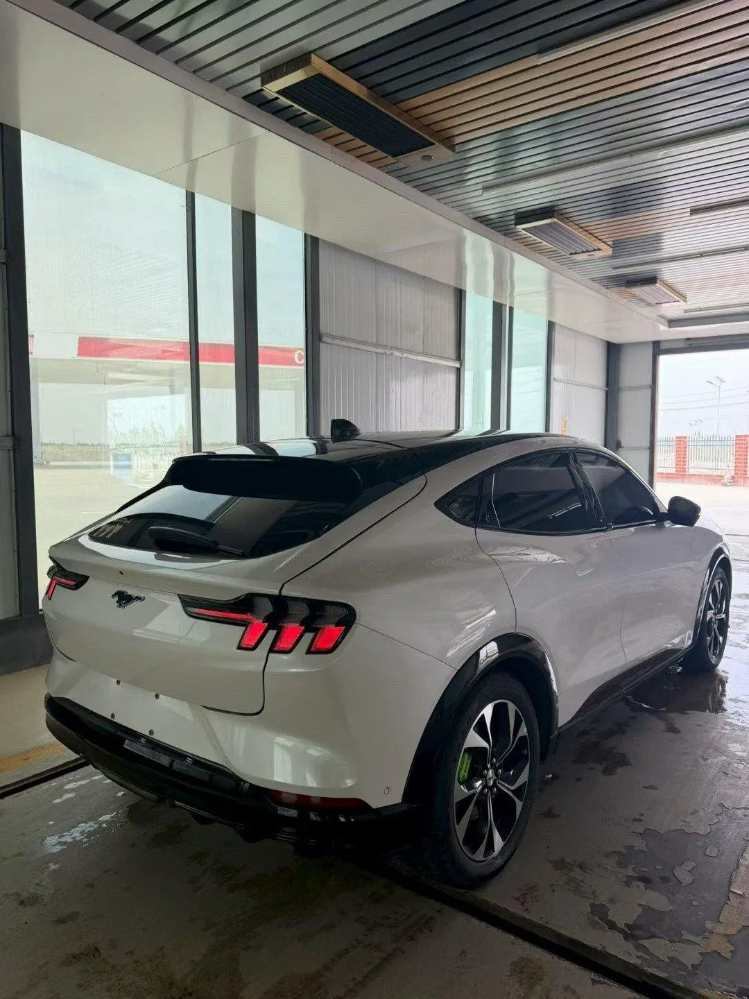 Ford Mustang (Imported) 2021 Mustang Mach-E Boundless Rear Drive Deluxe Edition (Long Endurance) Automatic Gear 9