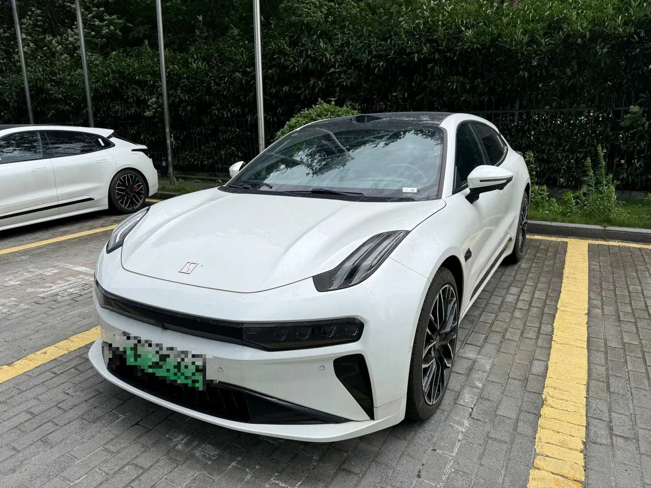 Открыть галерею: Zeekr 2025 Zeekr 001 YOU version 100kWh four-wheel drive automatic gear