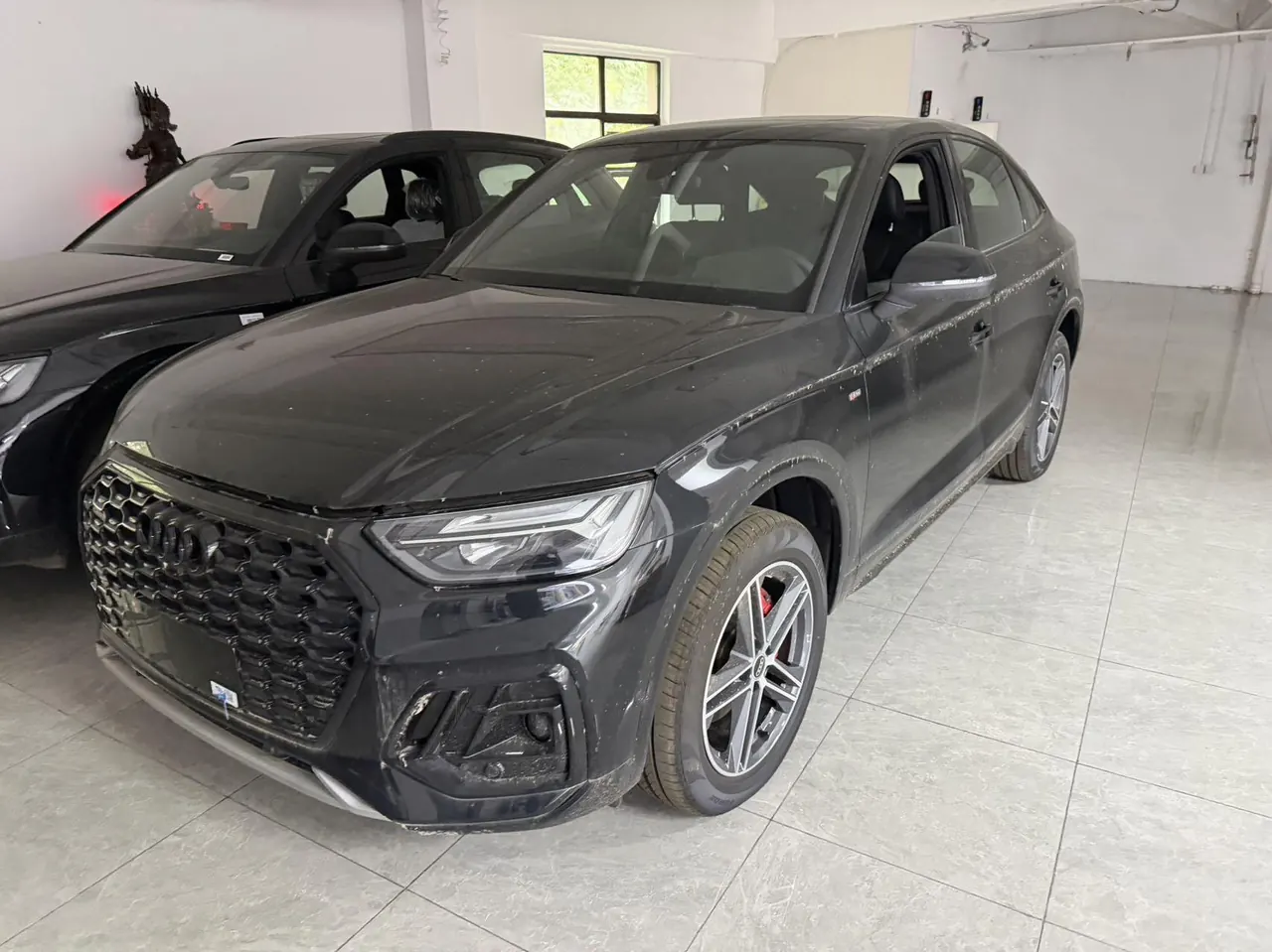 Audi 2024 Q5L Sportback 2.0TFSI 40TFSI fashion automatic - View 1