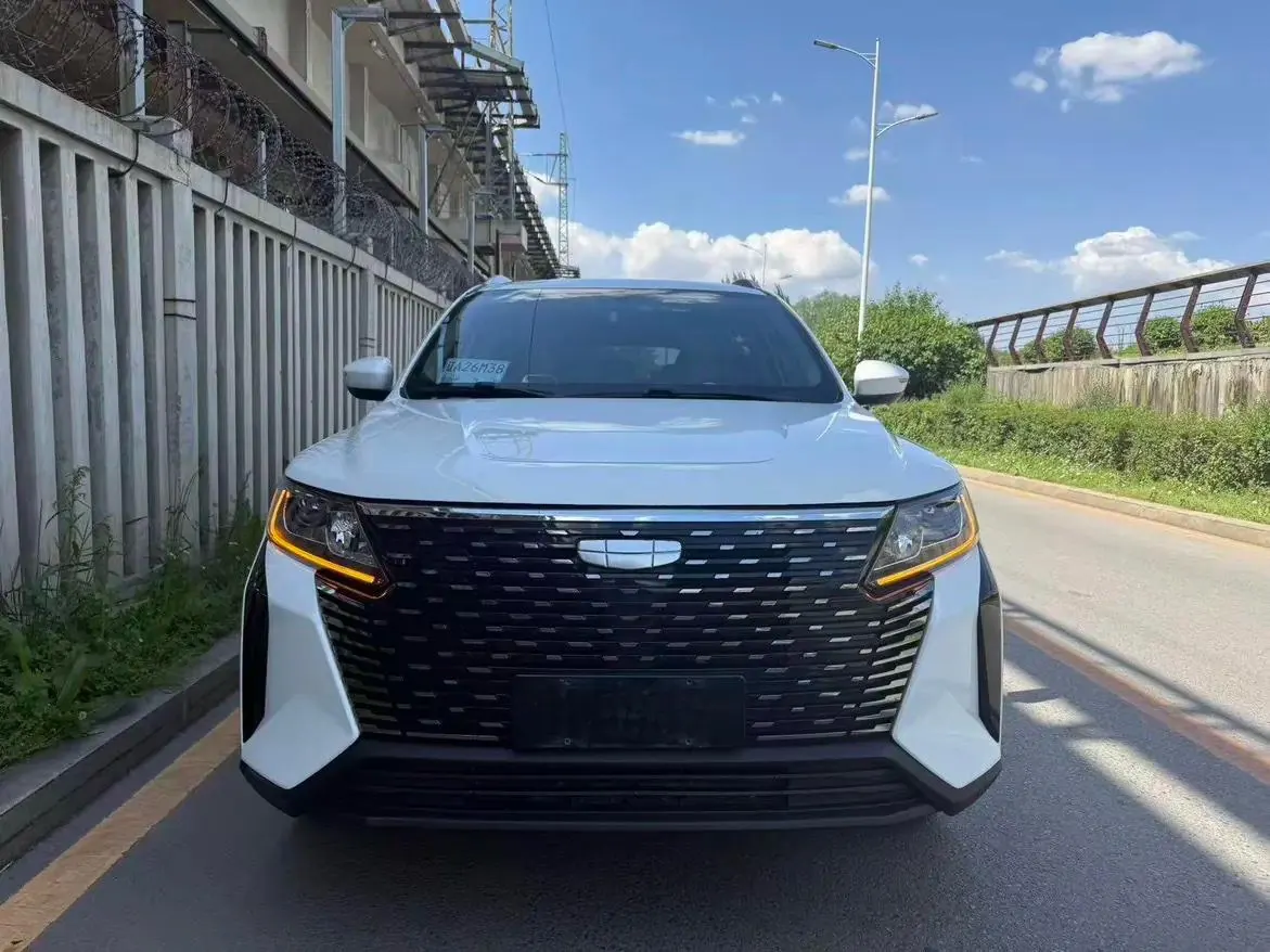 Geely 2024 Hao Yue PRO 1.5T Vertical and Horizontal Automatic Gear 2