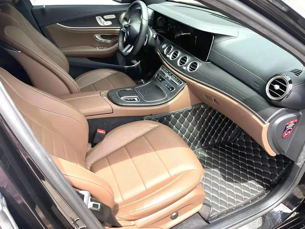 Mercedes Benz E Class 2023 E 300 L 2.0T Sports Luxury Automatic Gear 4