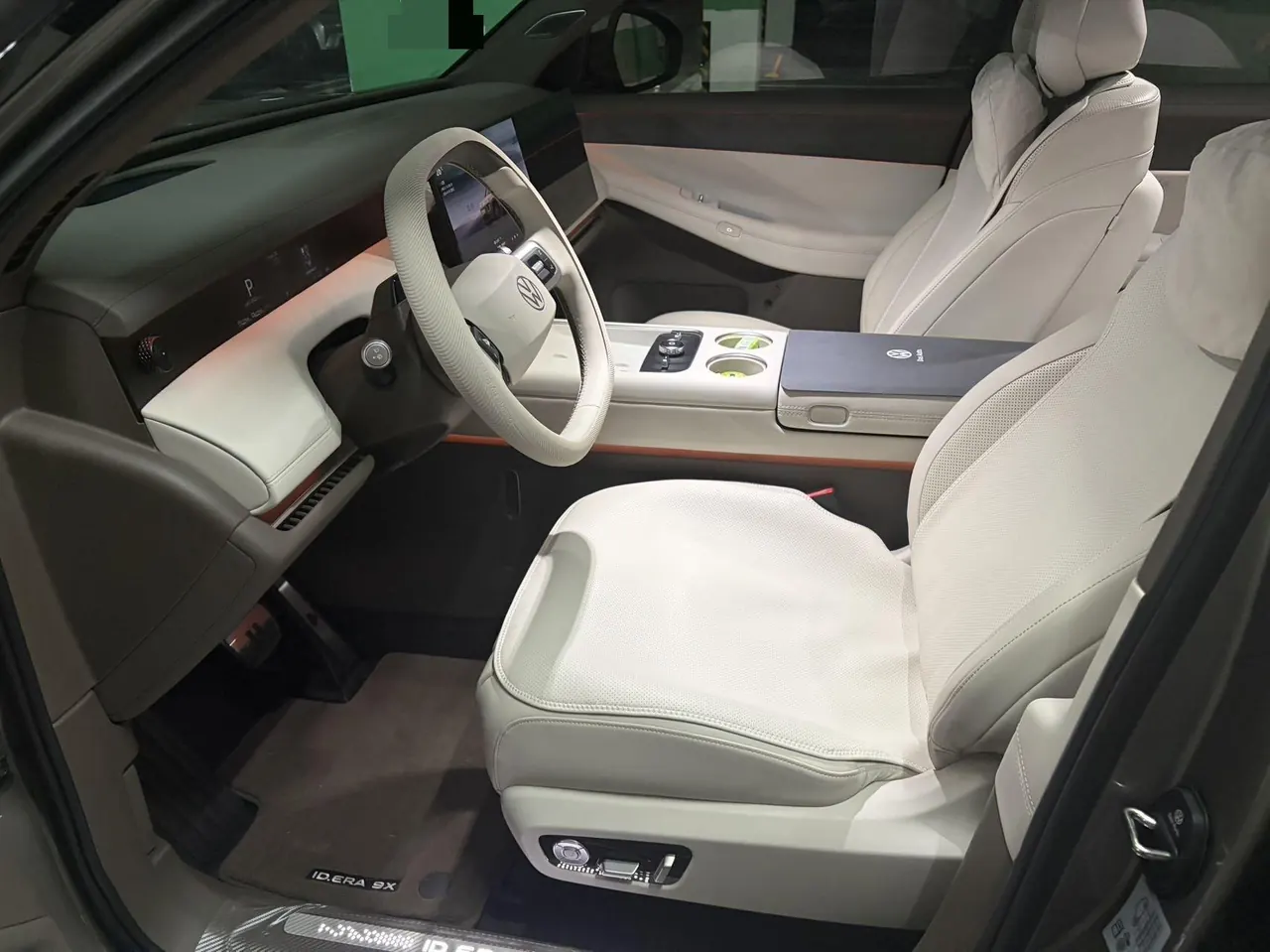 Volkswagen 2026 ID.ERA 9X Max 4-wheel drive automatic gear 5