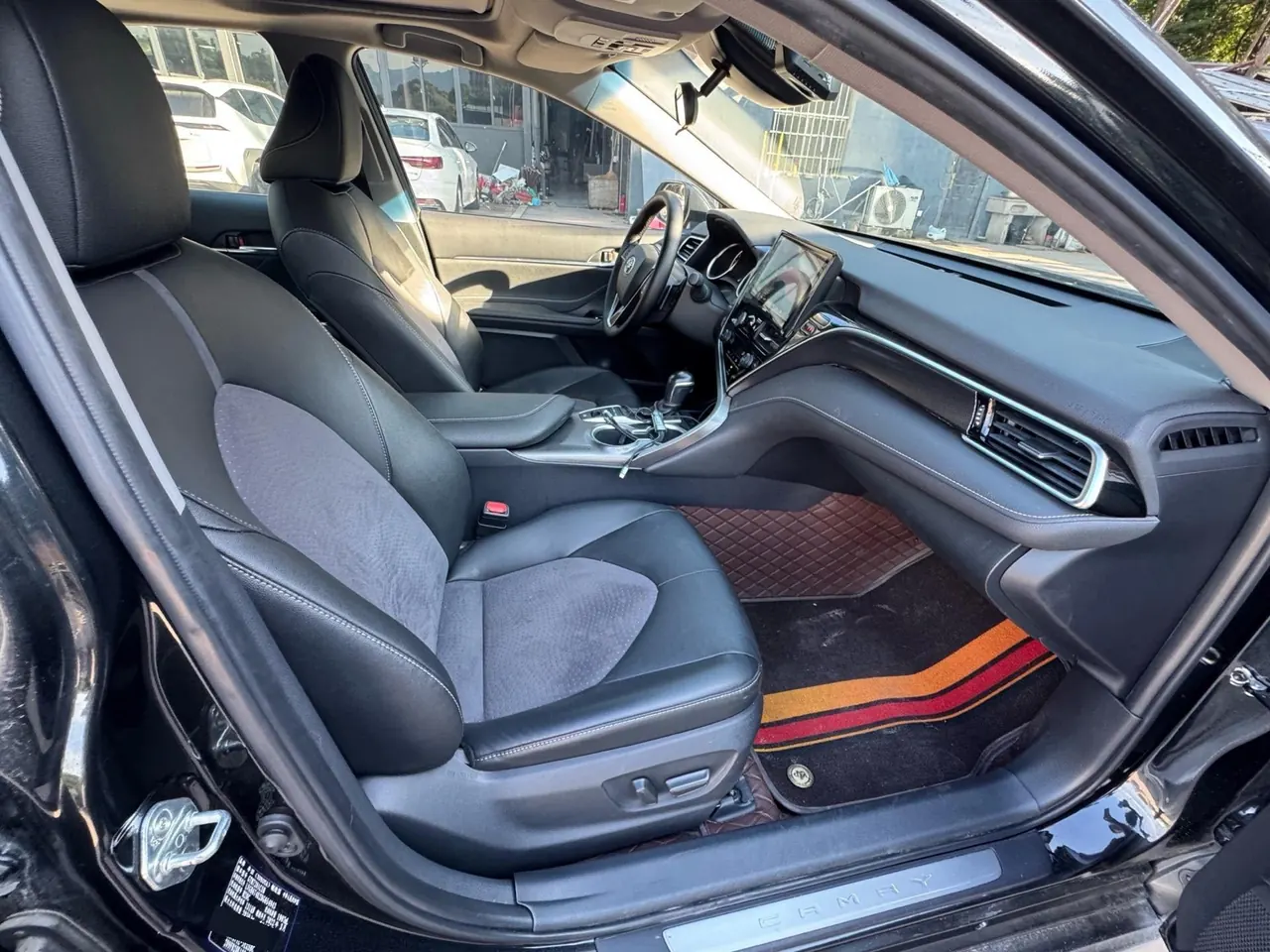 Toyota 2022 Camry 2.0S Stepless Knight Edition Automatic Gear 2