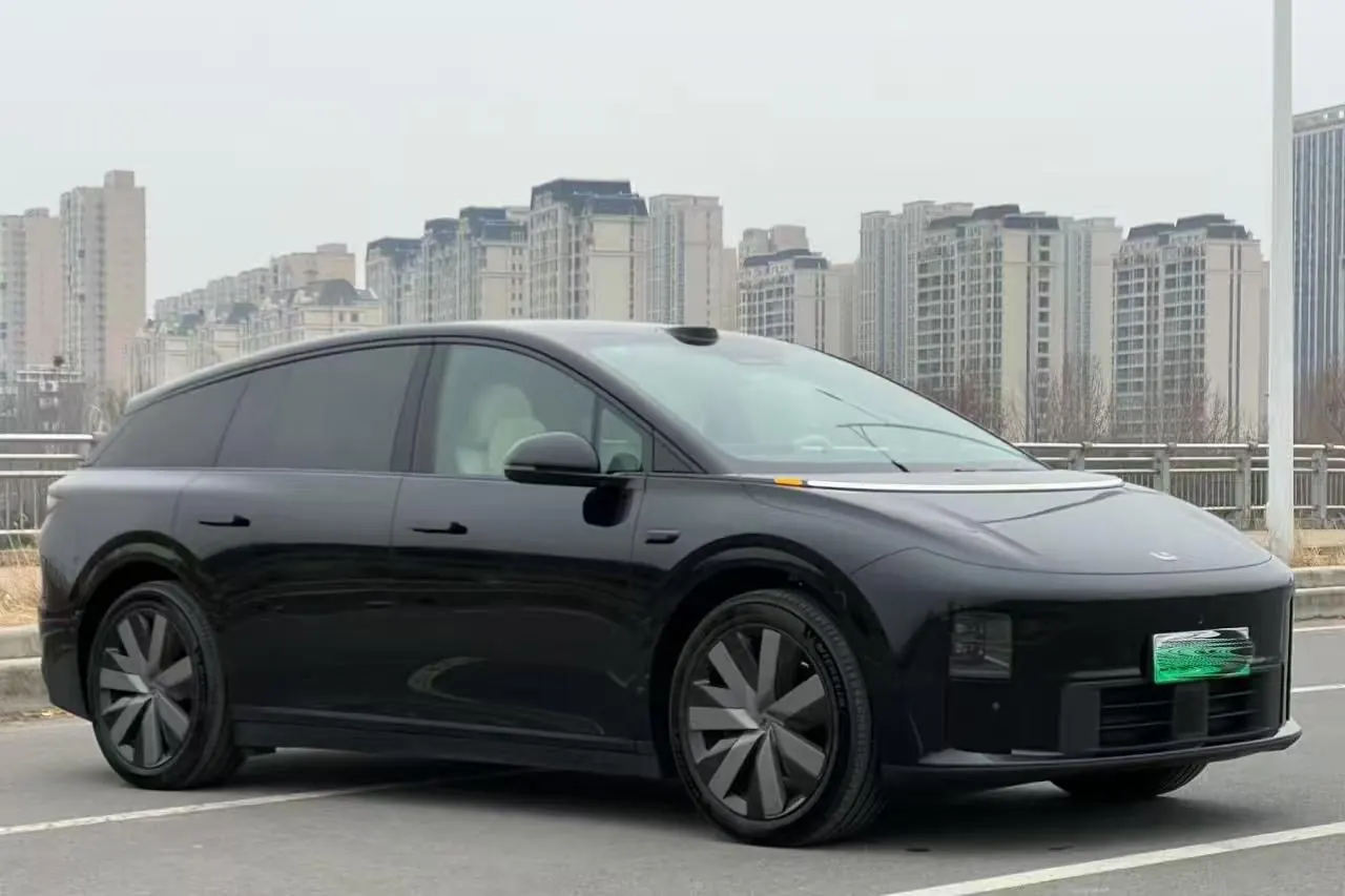 Li 2025 i6 four-wheel drive basic automatic transmission 2