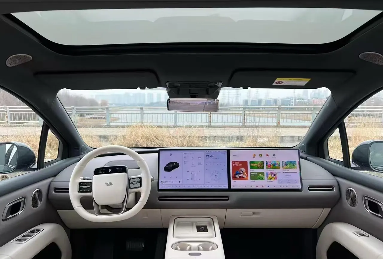 Li 2025 i6 four-wheel drive basic automatic transmission 4