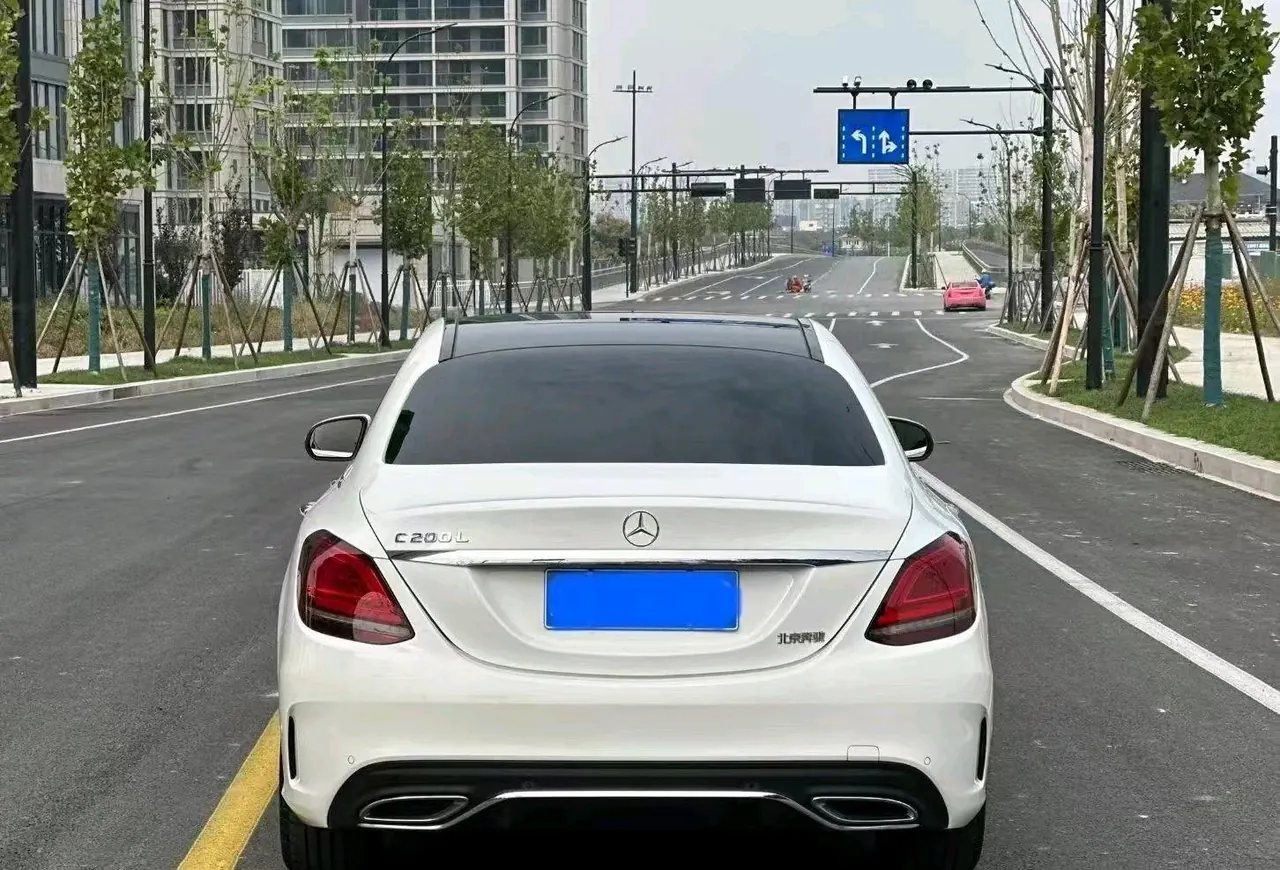 Mercedes Benz Class C 2021 C 200 L 1.5T Fashion Sports Edition Automatic Gear 4