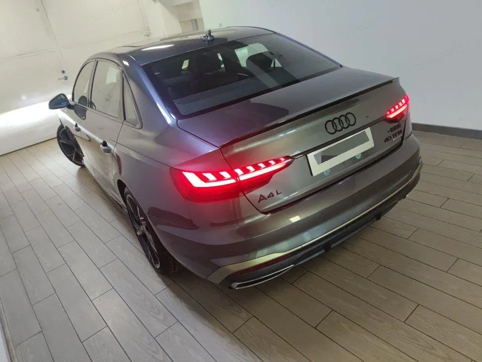 Audi 2024 A4L 2.0TFSI 40TFSI Quattro RS Kit Burning Speed Automatic 6