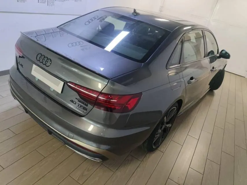 Audi 2024 A4L 2.0TFSI 40TFSI Quattro RS Kit Burning Speed Automatic 7