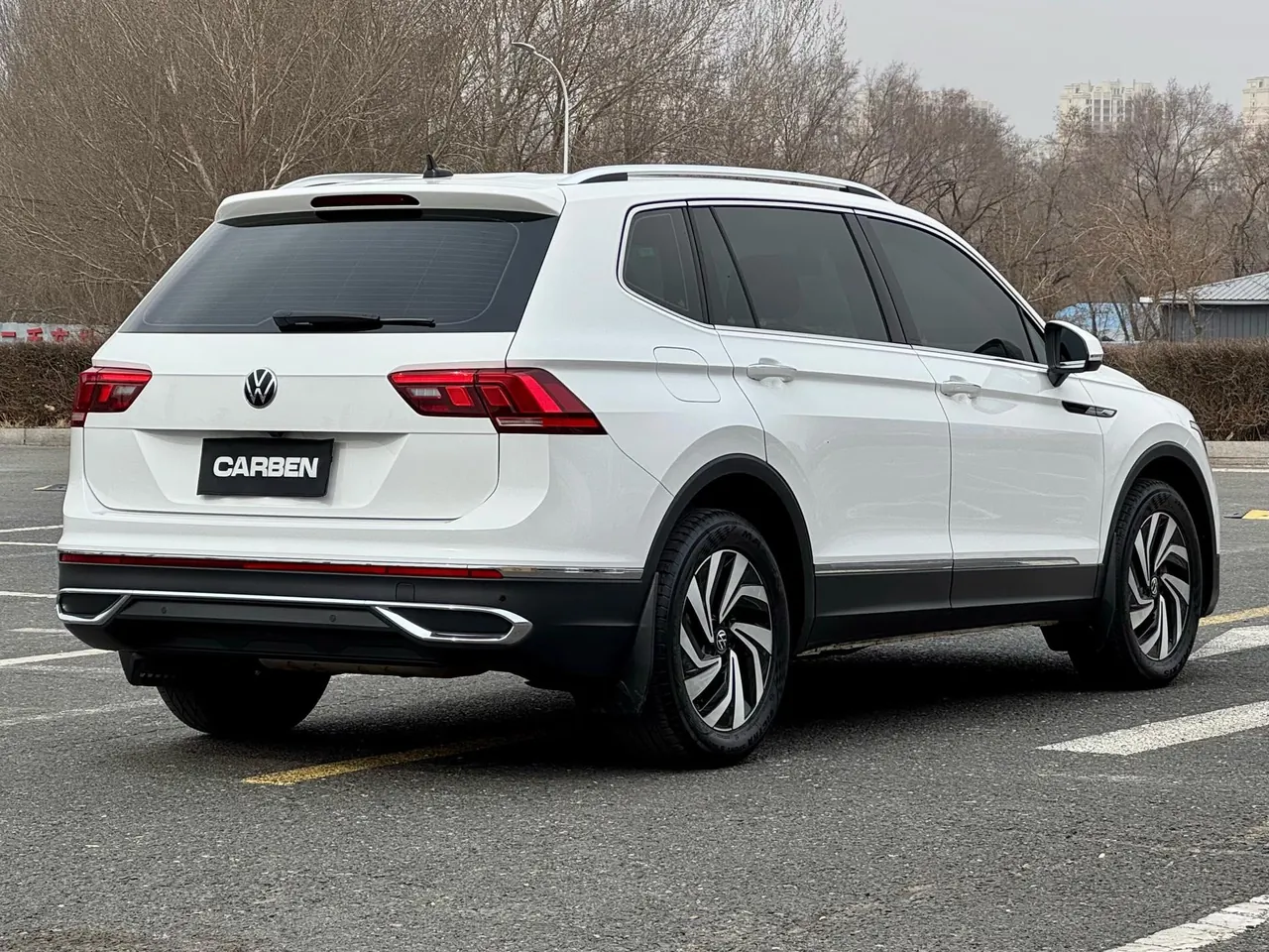 Volkswagen 2022 Tiguan L 2.0TSI 330TSI Two-Drive Smart Edition Automatic Gear 9