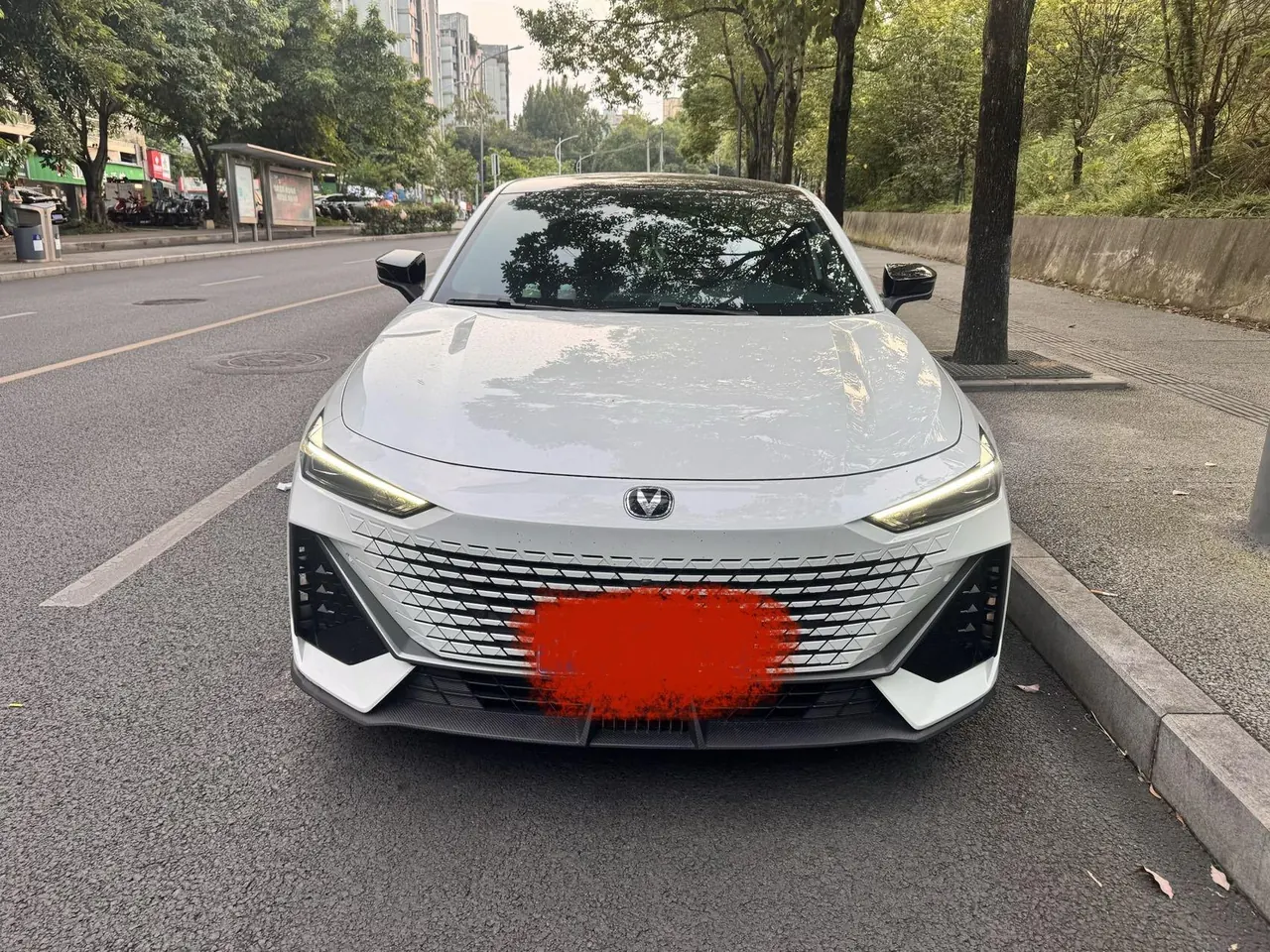 ChangAn 2023 UNI-V 1.5T honorable automatic gear 2