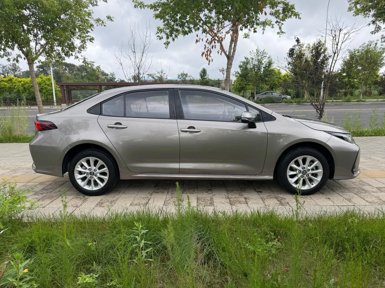 Toyota 2021 corolla 1.2T stepless elite PLUS version of automatic gear 19