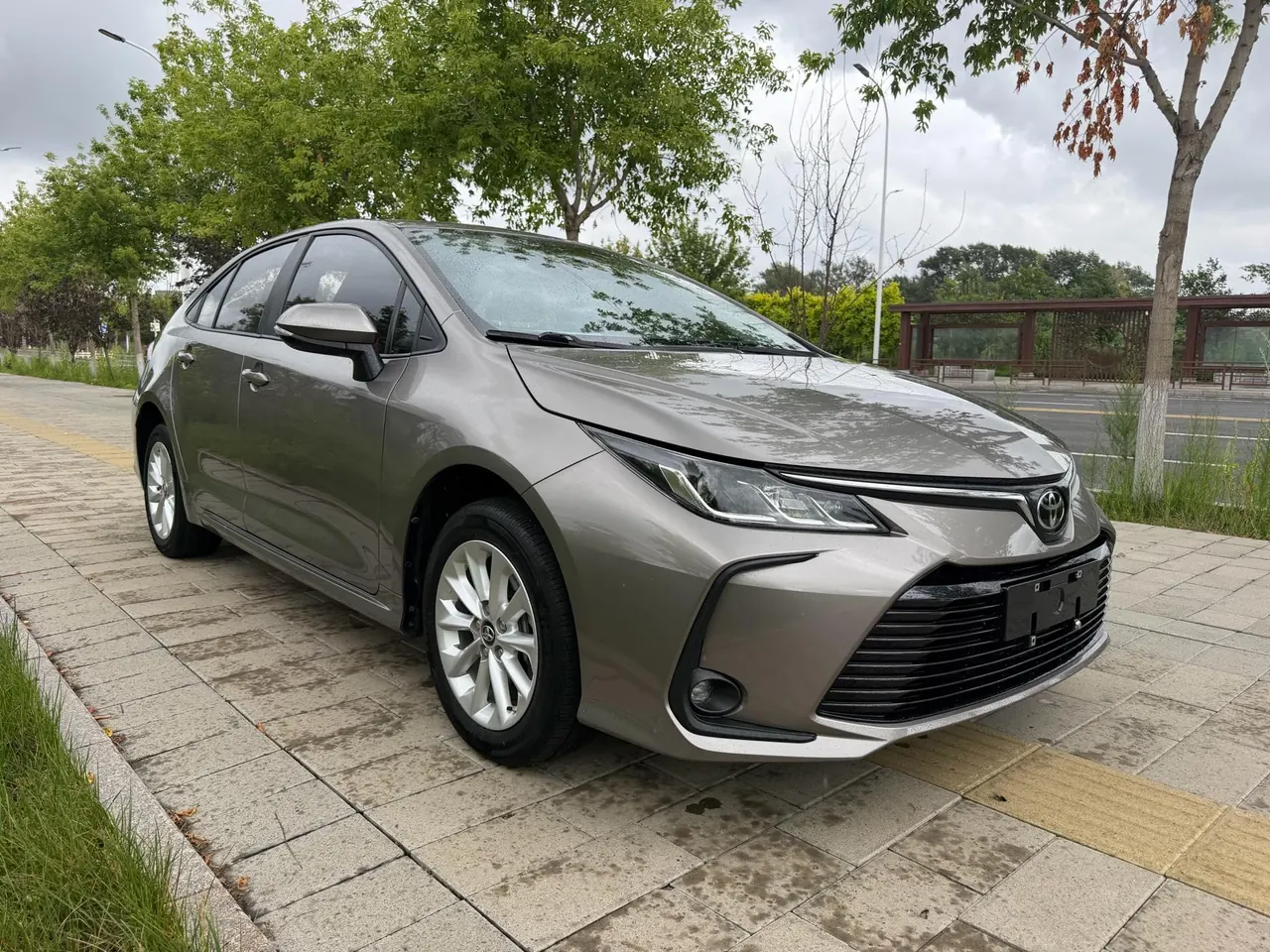 Toyota 2021 corolla 1.2T stepless elite PLUS version of automatic gear 3
