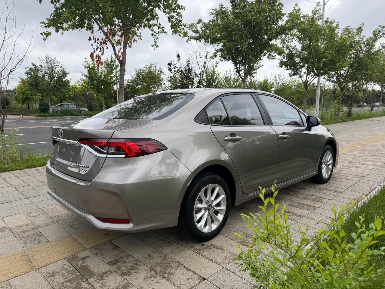 Toyota 2021 corolla 1.2T stepless elite PLUS version of automatic gear 8