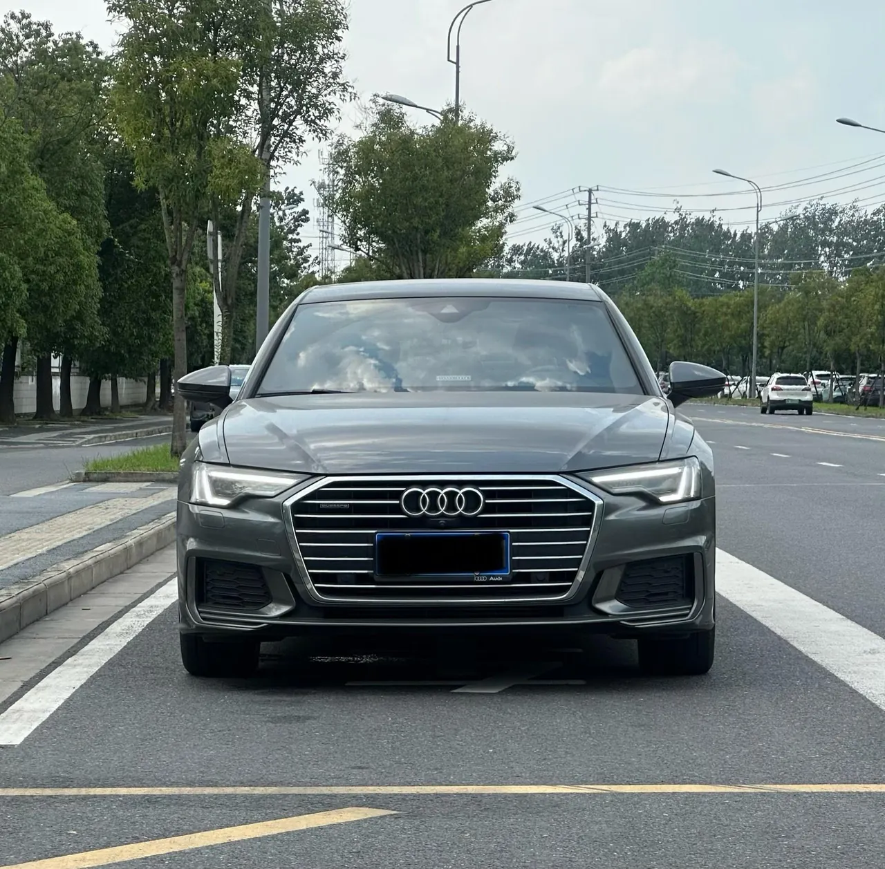 Audi 2020 A6L 2.0TFSI 45TFSI Quattro Selected Dynamic Automatic 2