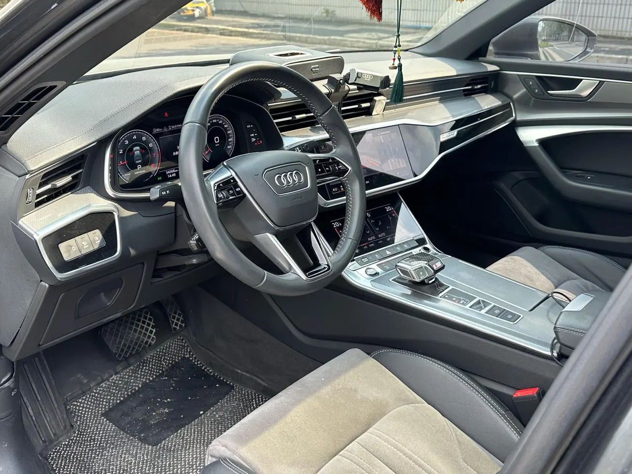 Audi 2020 A6L 2.0TFSI 45TFSI Quattro Selected Dynamic Automatic 7