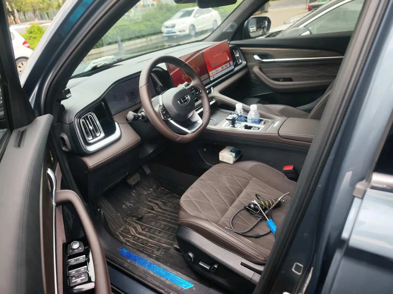 Geely 2026 XingyueL (Monjaro) 2.0TD Oriental Obsidian full moon version automatic gear 2