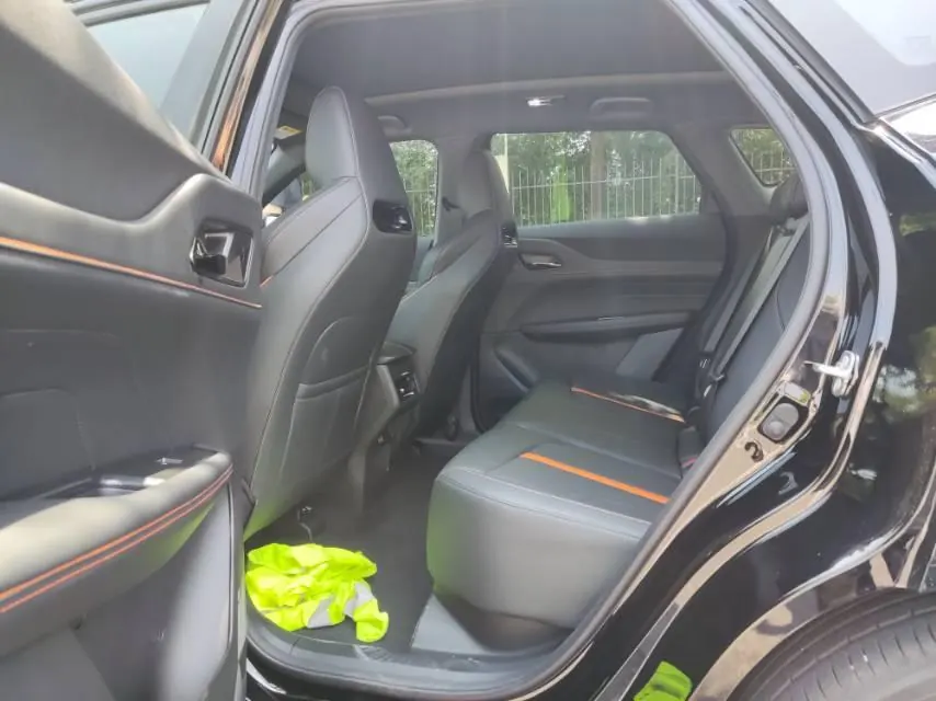 ChangAn 2026 UNI-Z Smart Electric iDD 1.5 Stepless 130km Smart New Blue Whale Excellent Automatic Gear 4