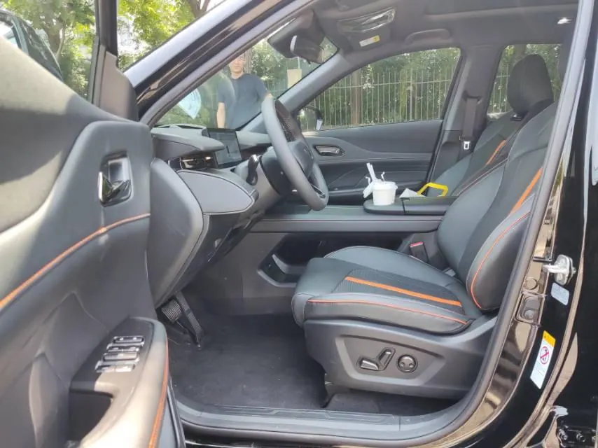 ChangAn 2026 UNI-Z Smart Electric iDD 1.5 Stepless 130km Smart New Blue Whale Excellent Automatic Gear 5