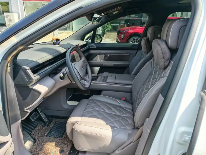 NIO 2026 ES8 6-seat executive deluxe automatic gear 10