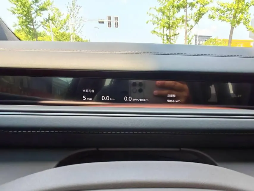NIO 2026 ES8 6-seat executive deluxe automatic gear 11