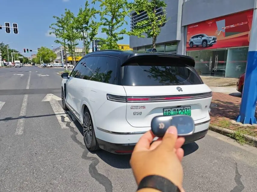 NIO 2026 ES8 6-seat executive deluxe automatic gear 6