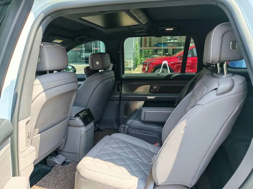 NIO 2026 ES8 6-seat executive deluxe automatic gear 7