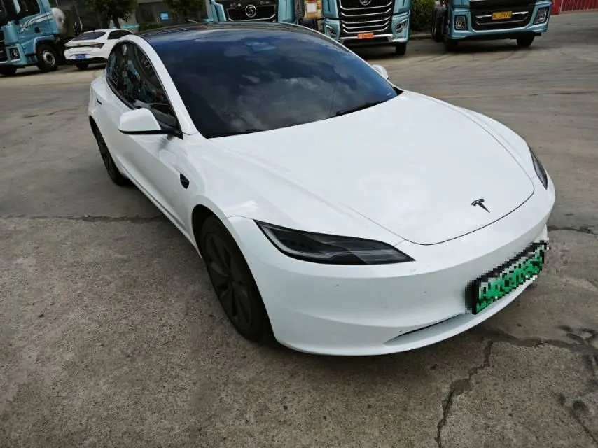 Tesla 2025 Model 3 Rear-Wheel-Drive Edition (facelift) Automatic Transmission 2