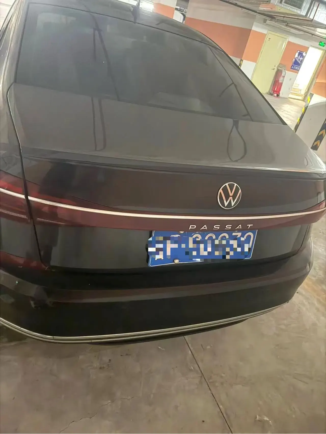 Volkswagen 2023 Passat 2.0TSI 330TSI Starry Sky Luxury Edition (facelift) Automatic 4