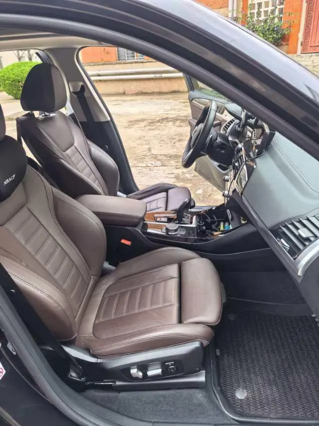 BMW 2020 X3 xDrive28i 2.0T M sports suit automatic gear 7