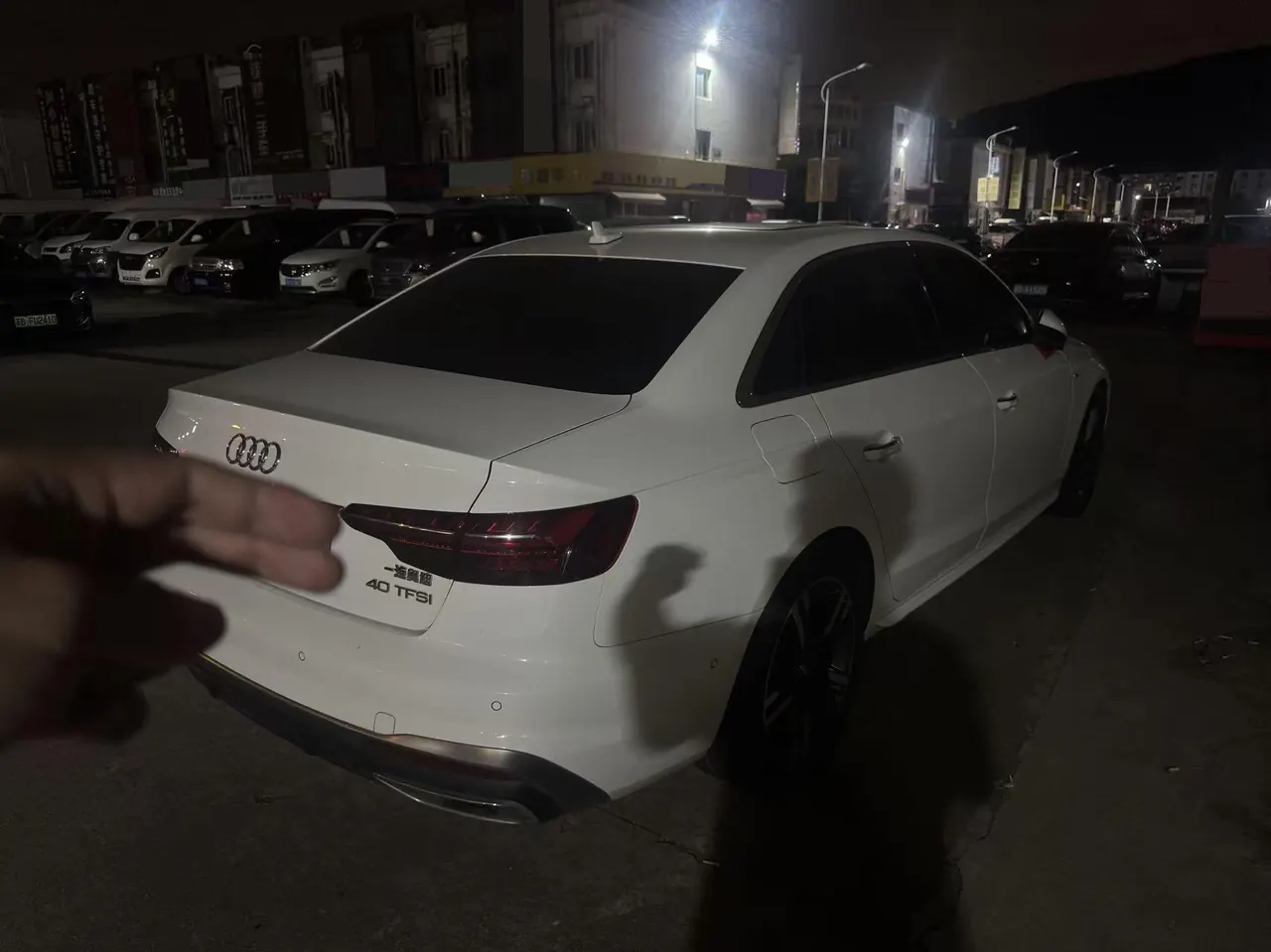 Audi 2020 A4L 2.0TFSI 40TFSI Deluxe Dynamic Automatic 3