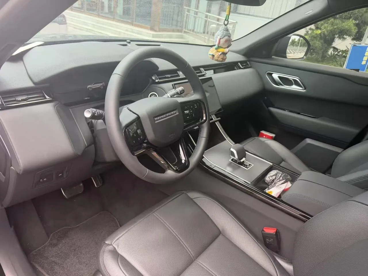 Land Rover Range Rover Star Pulse (Imported) 2024 Range Rover Star Pulse 2.0T Dynamic SE Automatic Gear 7