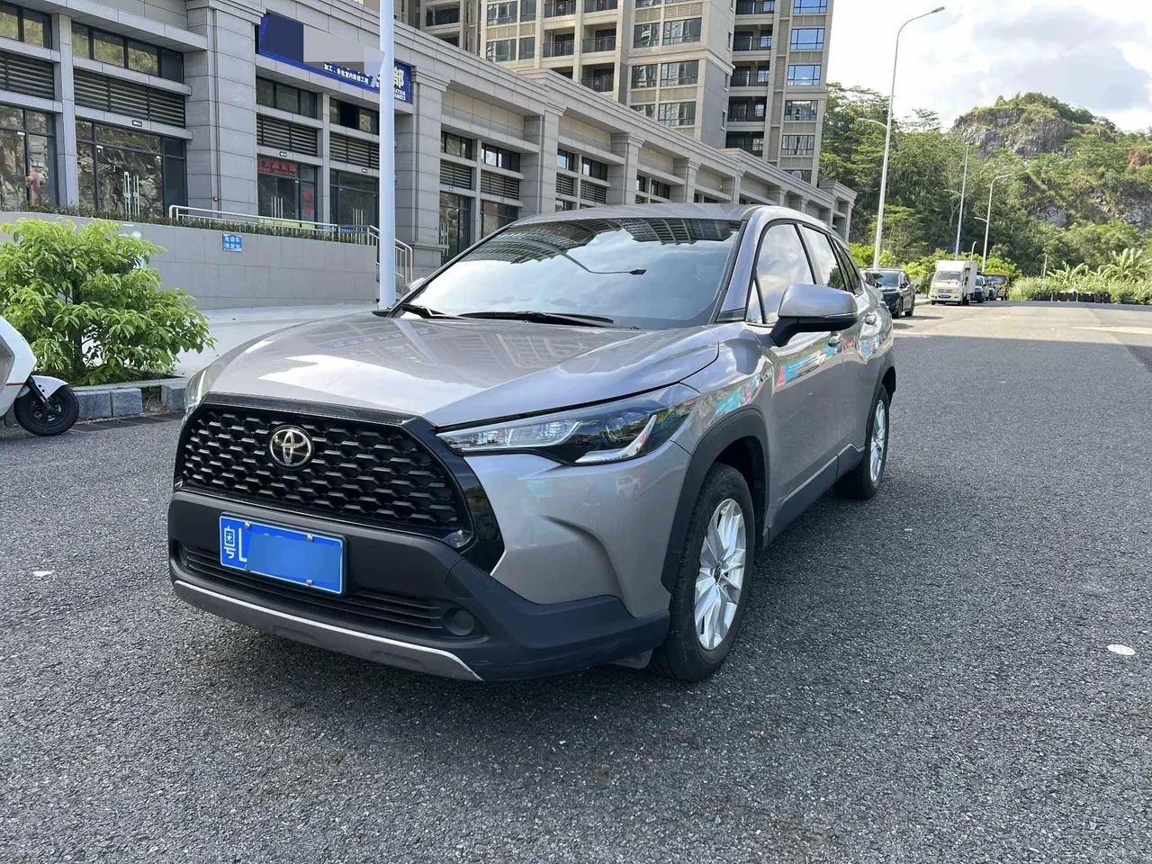 Toyota 2024 Corolla Ruiyuan Dual Engine 2.0 Stepless Intelligent Electric Hybrid Pioneer Edition Automatic Gear - View 1