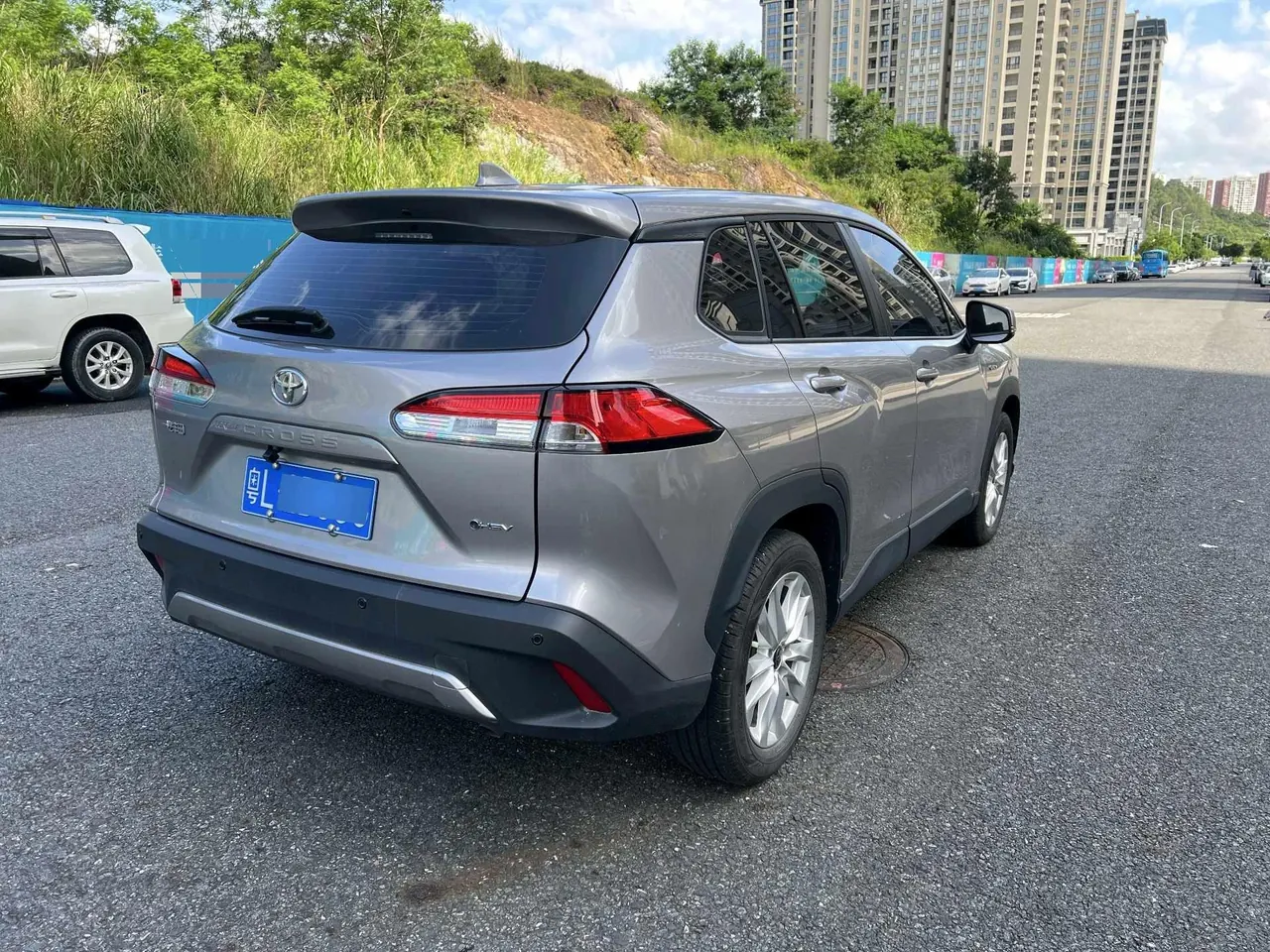 Toyota 2024 Corolla Ruiyuan Dual Engine 2.0 Stepless Intelligent Electric Hybrid Pioneer Edition Automatic Gear 4