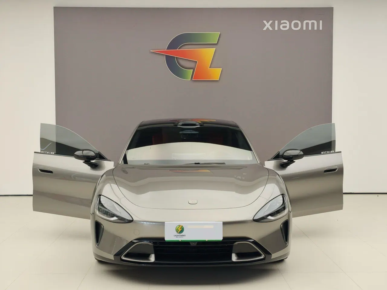MI 2024 SU 7 750km Four-wheel Drive Max Founding Edition Automatic Gear 3